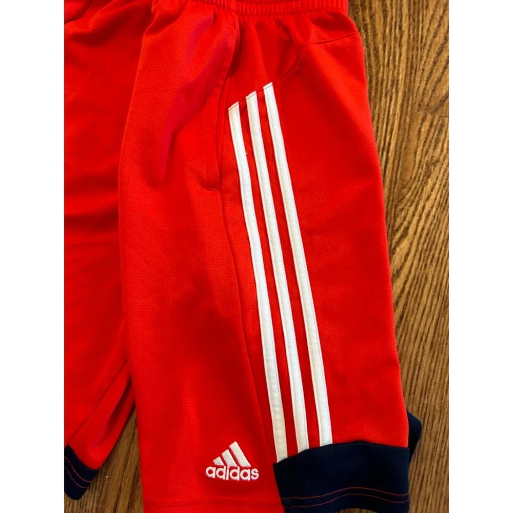 Adidas Boys Athletic Basketball Shorts Size 14/16 Red Mesh 3 Stripe Drawstring